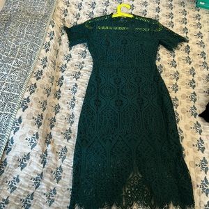 Lulu’s remarkable forest green Lace dress
